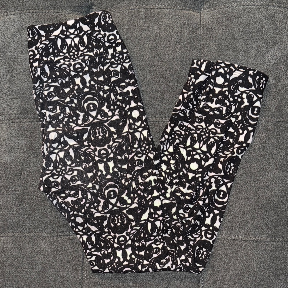 LuLaRoe Black and White Floral Leggings